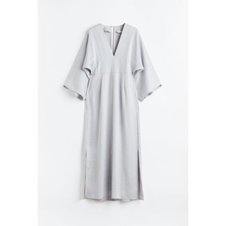 H&amp;M  Woman V-neck dress 1125974_1