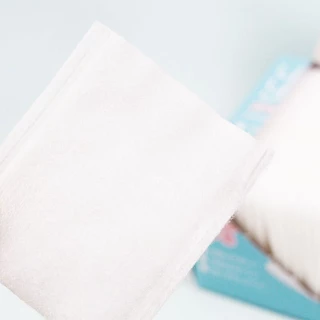 Yuki Yuki ยูกิ ยูกิ สำลีรีดขอบ เช็ดเครื่องสำอาง Cotton Puff 80pcs.