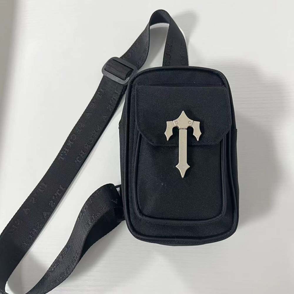 Trapstar crossbody bag

