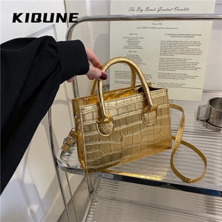 KIQUNE   กระเป๋าสะพาย ข้าง กระเป๋าผู้หญิงสะพายข้าง 2023 new  Chic Comfortable ทันสมัย fashion L91TGH8 37Z230910