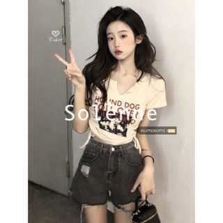 Solenne  เสื้อครอป เสื้อยืดผู้หญิง ครอป baby tee สาวเรโทร 2023 NEW Style High quality Comfortable สวย Chic A29J12M 36Z230909