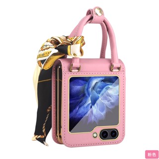 ใหม่ พร้อมส่ง เคสโทรศัพท์มือถือ ผ้าไหม กันกระแทก พร้อมขาตั้ง สําหรับ samsung zflip4 zflip5 zflip3 เคสป้องกันลายนิ้วมือและป้องกันการหล่น