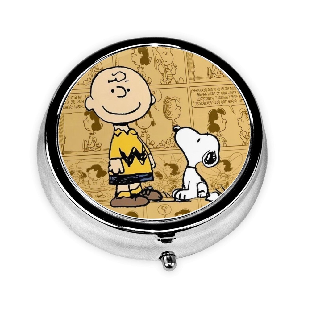 Snoopy กล่องยา วิตามิน ทรงกลม สีเงิน แบบพกพา 2.1 นิ้ว สําหรับเดินทาง