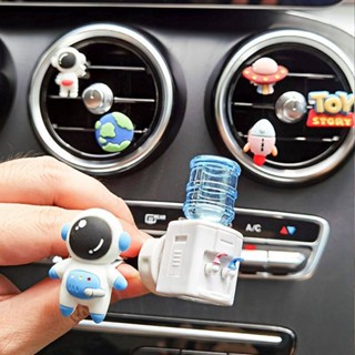 Car Vent Decorative Creative Cute Funny Happy Planet Astronaut for Car Air Conditioner Clip without Fragrance vjtk