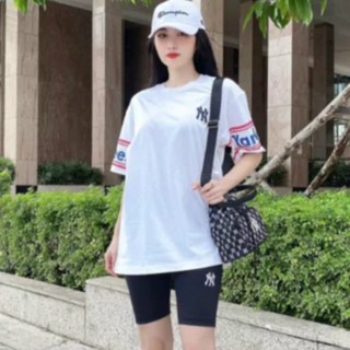 【Shop Now】เสื้อยืดแขนสั้นพิมพ์ลาย  สไตล์ฮิปฮอปสำหรับผู้หญิง พร้อมจัดส่ง