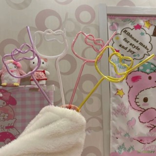 หลอดดูดเครื่องดื่ม แบบนิ่ม ลายการ์ตูน Hello Kitty น่ารัก งอได้ ใช้ซ้ําได้ อุปกรณ์เสริม สําหรับนม กาแฟ