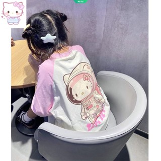 เสื้อยืดแขนสั้น พิมพ์ลาย Hello Kitty ทรงหลวม ขนาดใหญ่ สร้างสรรค์ แฟชั่นฤดูร้อน สําหรับผู้หญิง 2023