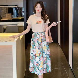 ใหม่ เสื้อยืด แขนสั้น พิมพ์ลาย สองชิ้น และกระโปรงทรงเอ ขนาดเล็ก แฟชั่นฤดูร้อน สําหรับผู้หญิง 2023
