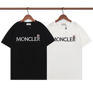 เสื้อยืดแขนสั้นลําลอง คอปก พิมพ์ลายโลโก้ Moncl คุณภาพสูง แฟชั่นสําหรับผู้ชาย และผู้หญิง ไซซ์ XS-3XL