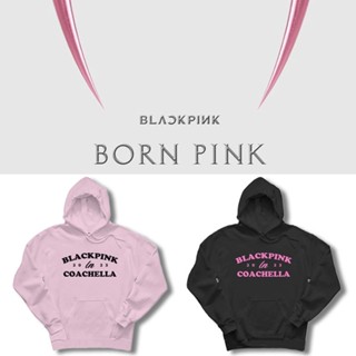 KPOP BLACKPINK 2023 Coachella Concert เสื้อฮู้ด เดียวกันสำหรับผู้ชายและผู้หญิงพลัสขนาด JISOO JENNIE ROSE LISA พิมพ์เสื้อกีฬาหลวม ๆ แฟชั่นเกาหลีสบาย ๆ คู่ สตรีทแวร์ เสื้อสวมหัว