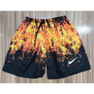 Bokong-[fotb] กางเกงขายาว 16 นิ้ว พิมพ์ลาย ICONIC FIRE PRINTED TASLAN SHORTS จากเอว 26-26 นิ้ว