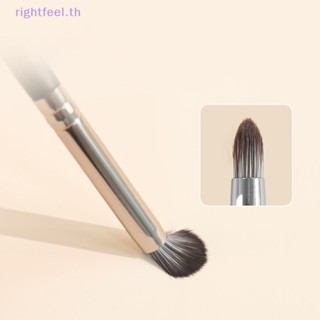 Rightfeel.th แปรงแต่งหน้า ขนแปรงนุ่ม สําหรับแต่งอายแชโดว์ ลงแป้ง