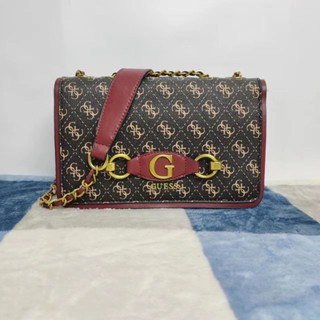 Guess Home กระเป๋าสะพายไหล่ สะพายข้าง พิมพ์ลายตัวอักษร แบบนูน สไตล์เรโทร คลาสสิก แฟชั่นสําหรับผู้หญิง