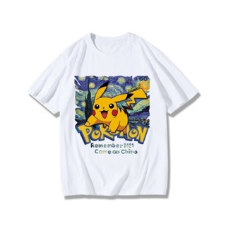 แฟชั่น Pokémon Pikachu Van Gogh เสื้อยืดแขนสั้นพิมพ์ลายการ์ตูนอะนิเมะด้านบน เสื้อผ้า