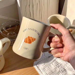 [พร้อมส่ง] Croissant mug