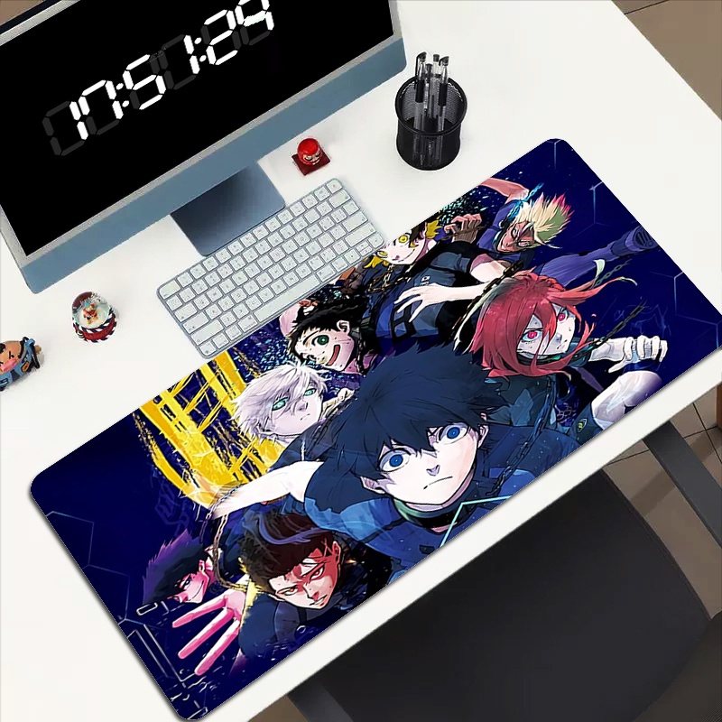 BLUE LOCK แผ่นรองเมาส์ขนาดใหญ่อุปกรณ์เสริมโต๊ะ Gamer ตู้เกม Mousepad อะนิเมะโต๊ะคอมพิวเตอร์คีย์บอร์ดเสื่อสําหรับเล่นเกม Office Pc
