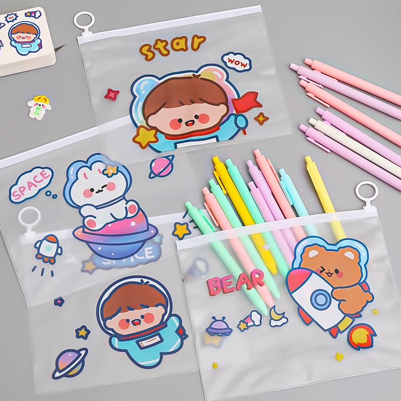 กระเป๋าการ์ตูนแบบซิป กระเป๋าเก็บเครื่องเขียนนักเรียนใส กันน้ำ พร้อมส่ง