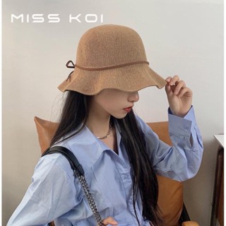 Misskoi [พร้อมส่ง] หมวกบักเก็ตหนังถัก กันแดด ขนาดเล็ก เหมาะกับเดินชายหาด แฟชั่นฤดูร้อน สําหรับผู้หญิง