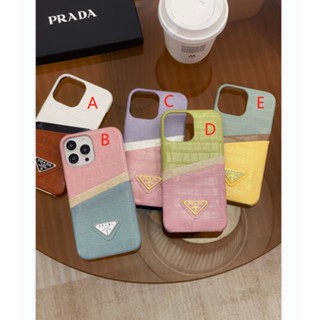 PRADA เคสโทรศัพท์มือถือ ลายฉลากแพรด้า 5 สี สําหรับ iphone14 13 12 pro max 14 11 14pro 14plus 13 12 11 promax