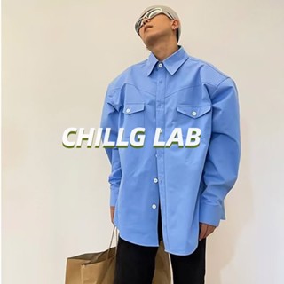 CHILLG LAB เสื้อเชิ้ตแขนยาวผู้ชายสไตล์วรรณกรรมสีทึบแนวโน้มอารมณ์แฟชั่นวัยรุ่นยอดนิยมสไตล์ขี้เกียจในฤดูใบไม้ร่วง