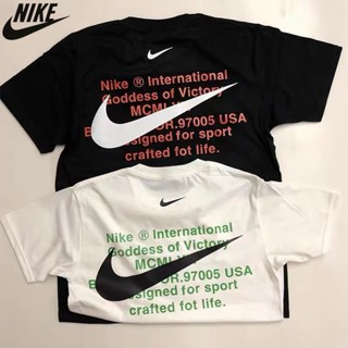 Nike เสื้อยืดแขนสั้น ผ้าถัก แบบนิ่ม พิมพ์ลาย 100% สไตล์สตรีท เรโทร ใส่สบาย สําหรับผู้หญิง และผู้ชาย