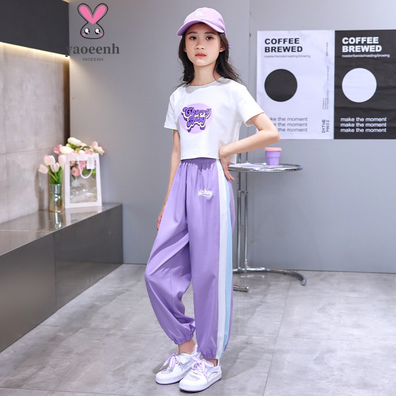 【YAOEENH】พร้อมส่ง ชุดกีฬา เสื้อแขนสั้น ผ้าเรยอน พิมพ์ลาย กางเกงกันยุง ขนาดใหญ่ กลาง 120-170 ซม. สีตัดกัน สําหรับเด็กผู้หญิง