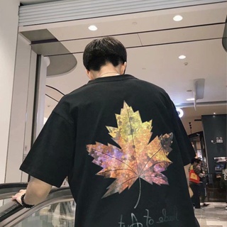 เสื้อยืดแขนสั้น ผ้าฝ้าย 100% ทรงหลวม ลายใบเมเปิ้ล สไตล์ฮ่องกง แฟชั่นฤดูร้อน สําหรับเด็กผู้ชาย