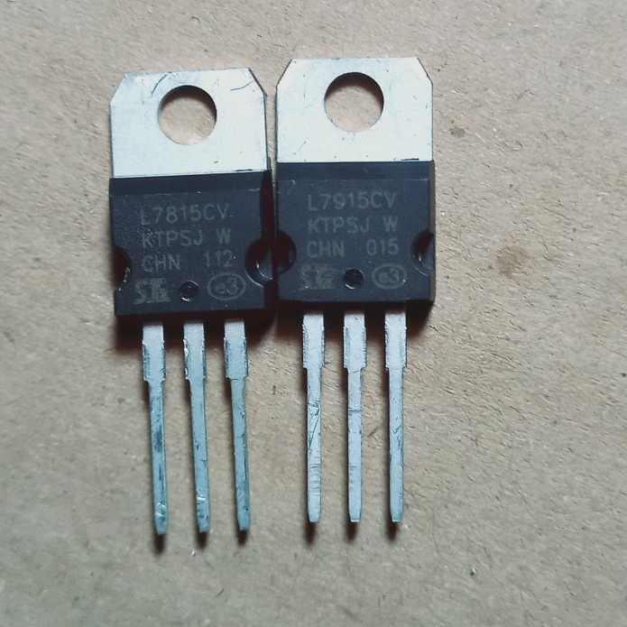 Ic REGULATOR L7815 ตัวแบ่ง L7915 LM7815 LM7915 7815 7915 1SET 1 ชุด TR - LM7915