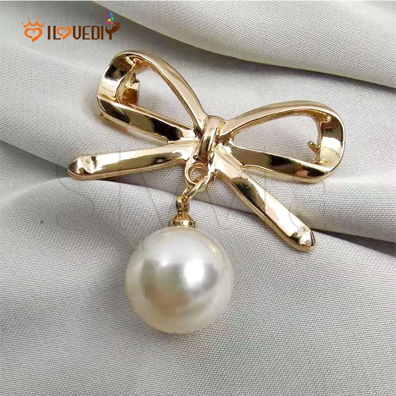 [Women & Unisex] เข็มกลัดโลหะประดับคริสตัลไข่มุกสไตล์เกาหลี [เครื่องประดับสําหรับผู้ชาย]