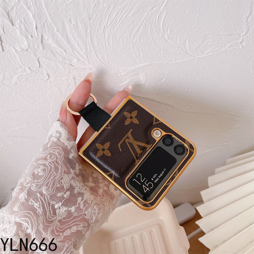 สีหรูหรา PU หนังเคสโทรศัพท์สําหรับ Samsung Galaxy Z Flip 6 5 4 3 หัวเข็มขัดพร้อมแหวนแนวโน้มสไตล์ปลอกกันกระแทก Z Flip5 ออกแบบเฉพาะ Electroplated กรณีฝาครอบป้องกัน