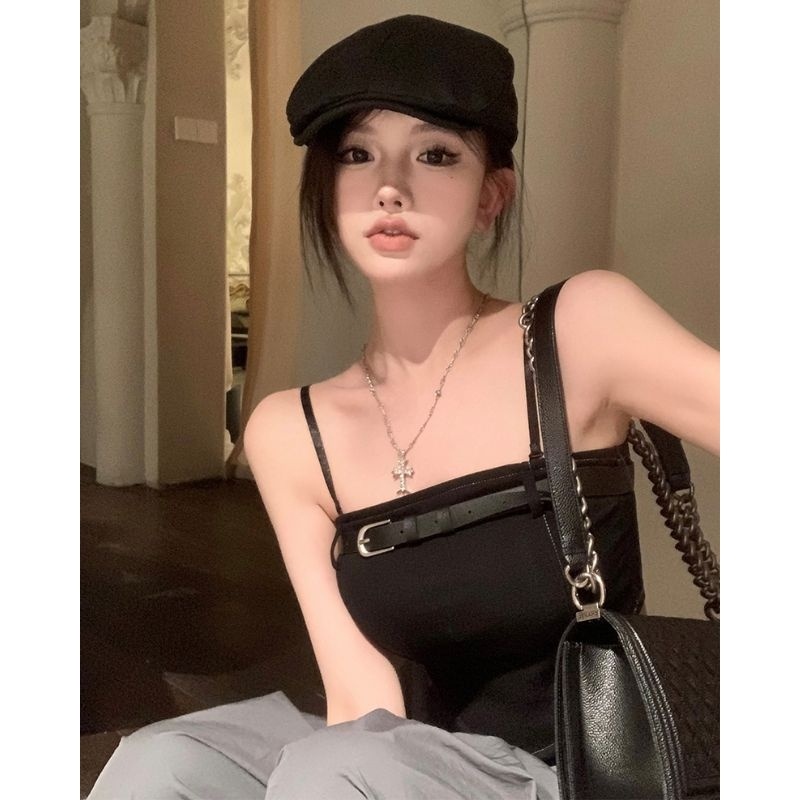 Elves✨พร้อมส่ง✨ เสื้อเกาะอกใส่ได้2แบบ มีฟองน้ำ แถมสายเพิ่ม ดีเทลเข็มขัดหน้าอก ~FY6652~ - รูปที่ 2