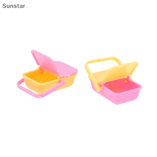 Sunstar ตะกร้าช้อปปิ้งพลาสติกจิ๋ว สุ่มสี สําหรับบ้านตุ๊กตา 1:12 2 ชิ้น