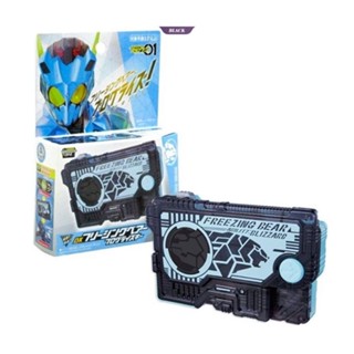 ใหม่ ของแท้ ฟิกเกอร์ Kamen Rider Anime Bandai Masked Knight 01 Zero One Build DX W Turn Into A Magnetic Card Key ของเล่นสําหรับเด็ก [BL]