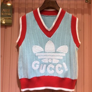 ♥ เช็คสินค้าก่อนสั่ง gucci เสื้อแขนกุด เสื้อไหมพรม กุชชี่ สีฟ้า เสื้อกล้าม