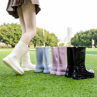 รองเท้ากันฝนผู้ใหญ่ ป้องกันการลื่นไถล ทนต่อการสึกหรอ หนาขึ้น กันน้ำ งาน Rain boots รองเท้ากันฝน ผู้หญิง