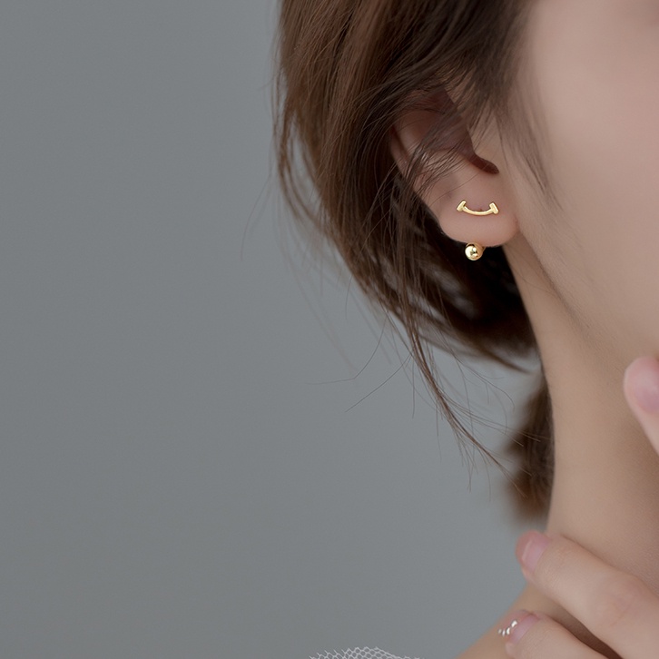 ต่างหูเงิน เกรด S925 จี้รูปหน้ายิ้ม แบบสกรู ขนาดเล็ก เหมาะกับของขวัญ แบบเรียบง่าย สไตล์เกาหลี
