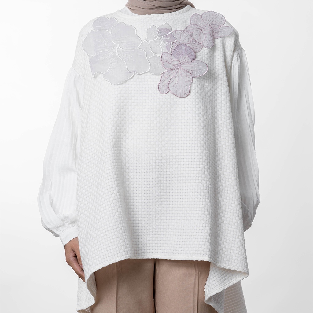 Jenna & Kaia - Wiona Top Broken White 2.0