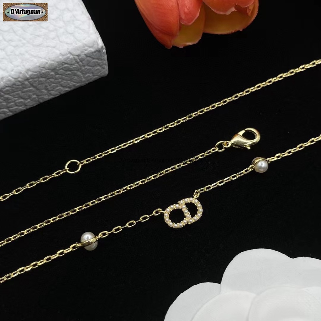 {TOP} Clair D LUNE สร้อยคอ โลโก้ CD เพชร มุก หน้าทอง โลหะ สร้อยคอทองเหลือง ชุบทอง ซีลเหล็ก สไตล์เกาหลี 2023 สร้อยคอผู้หญิง ไม่จางหาย