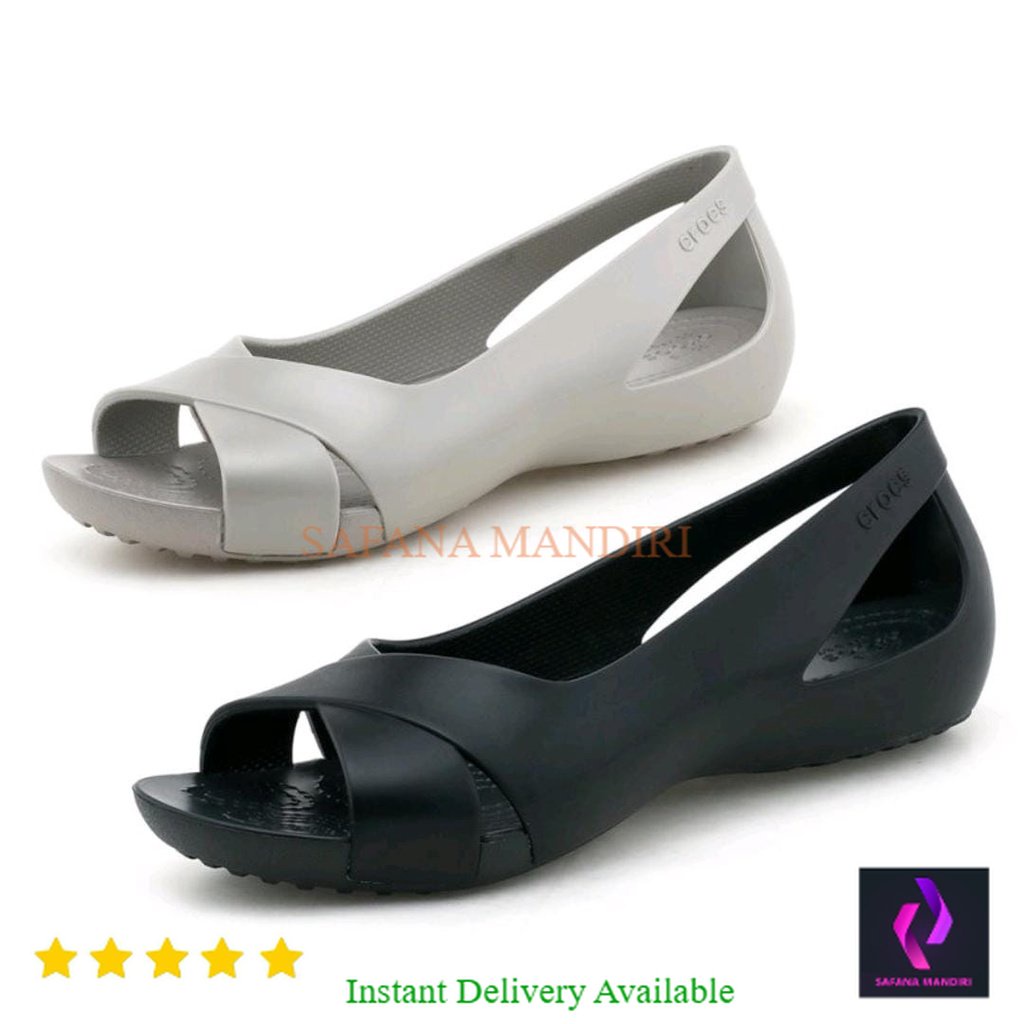 รองเท้าเปิดนิ้วเท้าผู้หญิง Crocs Serena Flat