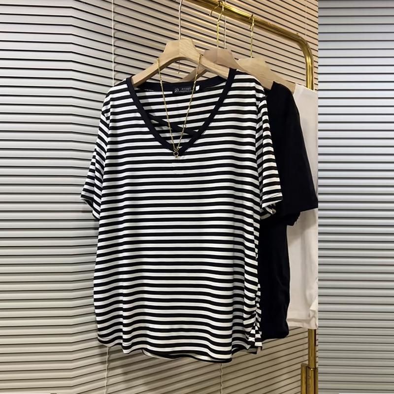【Tshirt Oversize】เสื้อยืดแขนสั้น คอวี ทรงหลวม สไตล์เกาหลี พลัสไซซ์ (40-150 กก.)
