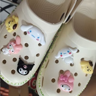 SANRIO CROCS ชุดจี้การ์ตูนหมี สตรอเบอร์รี่ ชินนาม่อนโรล ทอยสตอรี่ สําหรับตกแต่งรองเท้าผู้หญิง