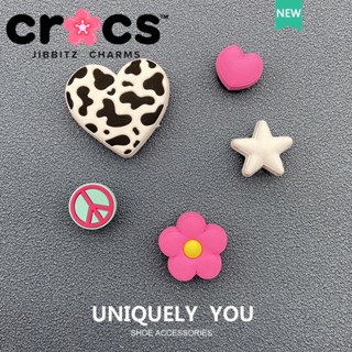 Jibbitz crocs charms หัวเข็มขัดรองเท้า อุปกรณ์เสริมรองเท้าเด็กผู้หญิงน่ารัก ดอกไม้ DIY สนุก ตกแต่งหัวเข็มขัด