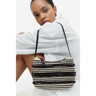 H&amp;M  Woman Textured-weave shoulder bag 1128214_1
