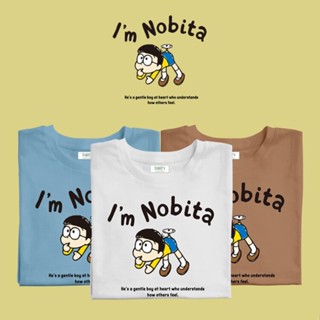 เสื้อยืดผ้าฝ้ายพิมพ์ลายขายดี Nobita  เสื้อยืดUnisex (ผ้าcotton 100% สกรีนชัด สีสด ติดทน)