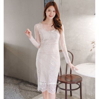 ชุดเดรสลูกไม้สีขาว ทรงเข้ารูป แขนยาว แนวเรียบหรู สวยดูด๊ เหมาะสำหรับใส่เป็นชุดราตรี ชุดออกงาน ชุดไปงานแต่งงานกลางวัน-...