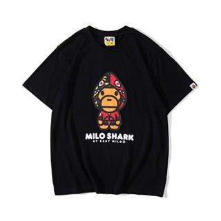 เสื้อยืดแขนสั้น ผ้าฝ้าย พิมพ์ลายการ์ตูน MILO RED SHARK สีแดง สําหรับเด็กผู้ชาย