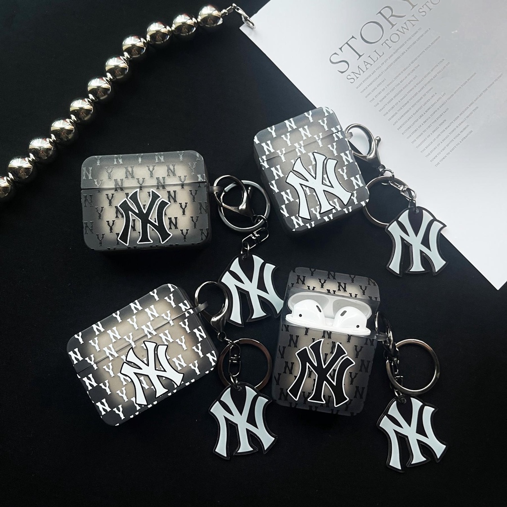 Ny Soft TPU เข้ากันได้สําหรับ AirPods 4 PRO 1/2/3 กรณีพร้อมจี้เคสป้องกันหูฟังบลูทูธไร้สายฝาครอบสี่เหลี่ยมเชลล์