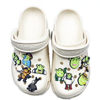 อุปกรณ์เสริม จี้รูปการ์ตูนอนิเมะ Shrek Donkey Crocs Jibbitz Alien Jibitz Charm Pin Monster เหมาะกับผู้หญิง สําหรับตกแต่งรองเท้า