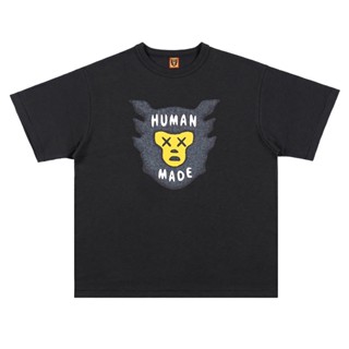 เสื้อยืดแขนสั้น คอกลม พิมพ์ลายโลโก้ Human MADE x KAWS สําหรับผู้ชาย