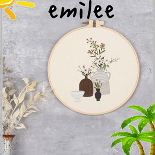 Emilee ชุดอุปกรณ์เย็บปักถักร้อย แจกันดอกไม้ DIY พร้อมห่วง